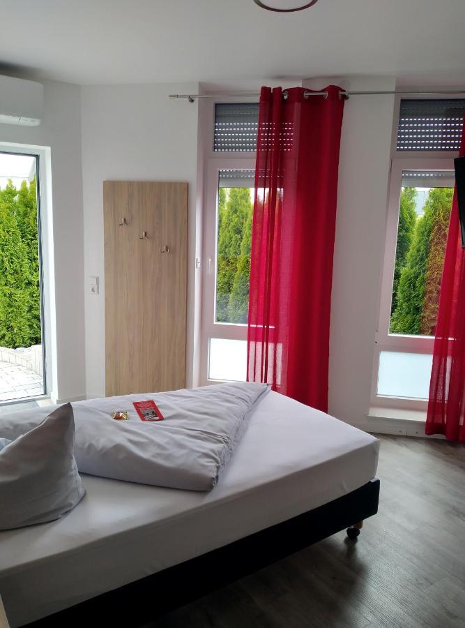 Hotel Hohenloher Tor Bretzfeld Екстер'єр фото